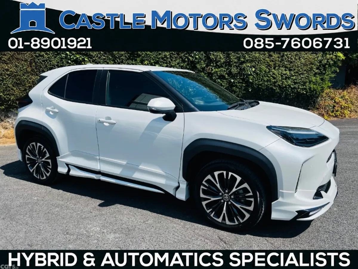 Toyota Yaris Cross SUV, Petrol Hybrid, 2023, White