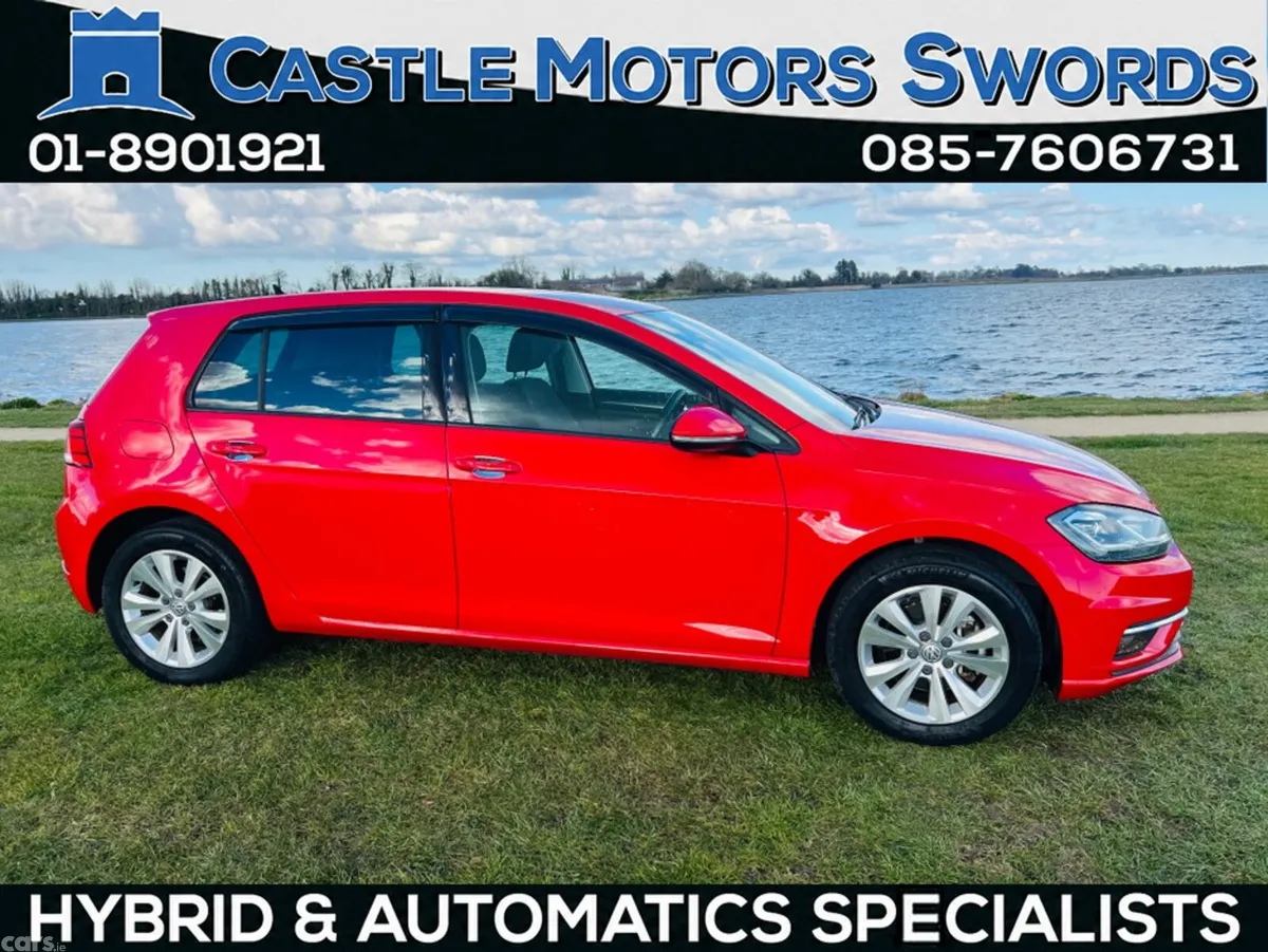 Volkswagen Golf Hatchback, Petrol, 2017, Red