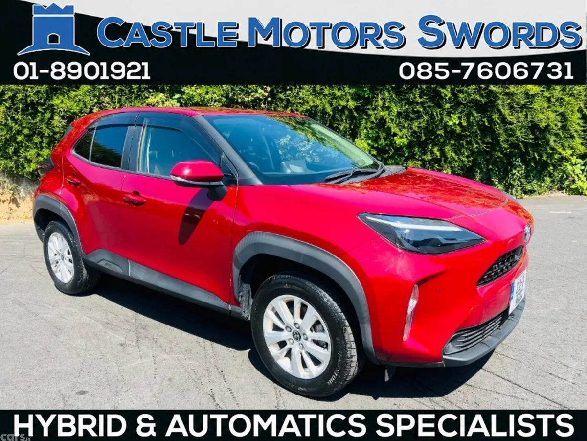 Toyota Yaris Cross Hatchback, Petrol Hybrid, 2021, Red