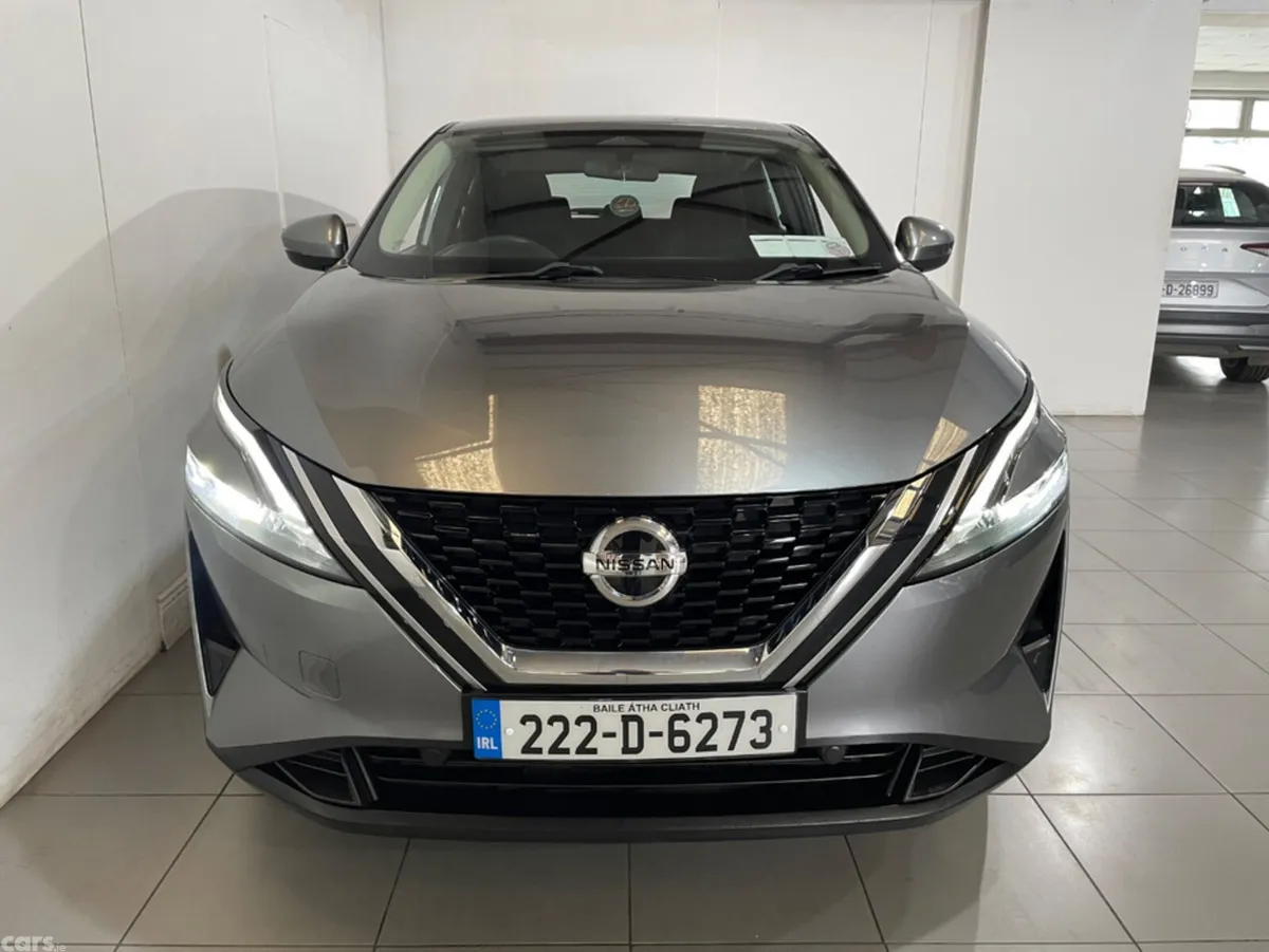 Nissan Qashqai MPV, Petrol, 2022, Grey