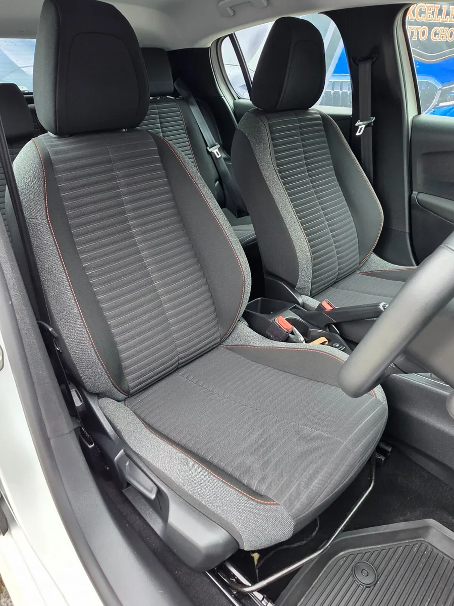 Peugeot 208 Hatchback, Petrol, 2022, White