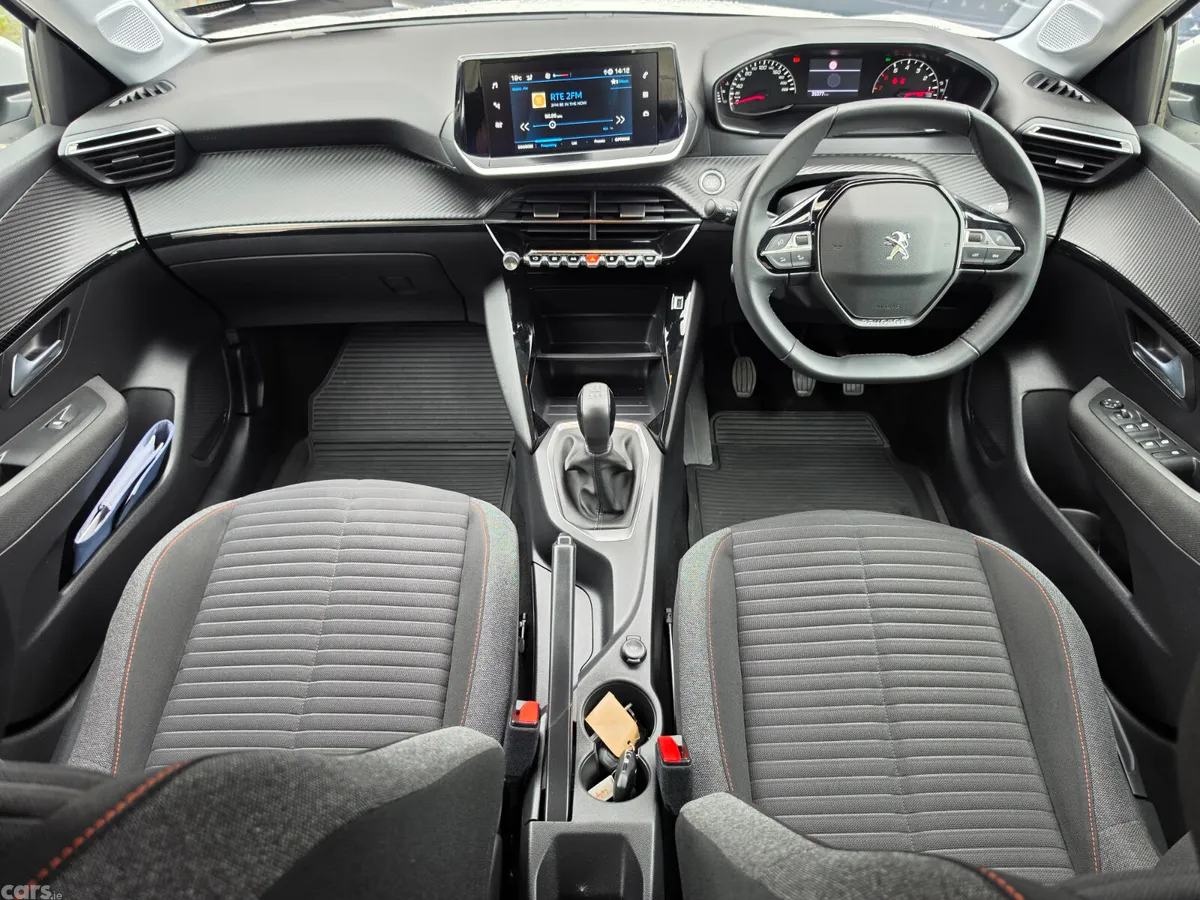 Peugeot 208 Hatchback, Petrol, 2022, White