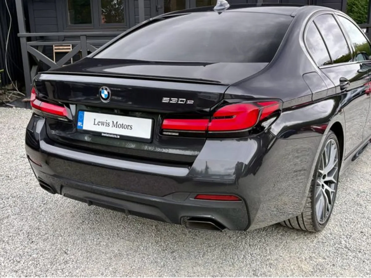 BMW 5-Series Saloon, Petrol Plug-in Hybrid, 2021, Grey