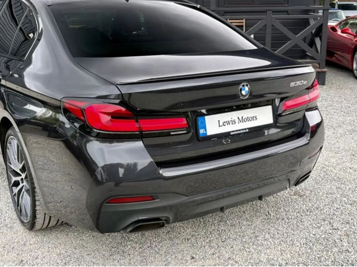 BMW 5-Series Saloon, Petrol Plug-in Hybrid, 2021, Grey
