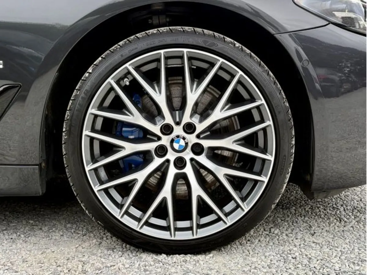 BMW 5-Series Saloon, Petrol Plug-in Hybrid, 2021, Grey