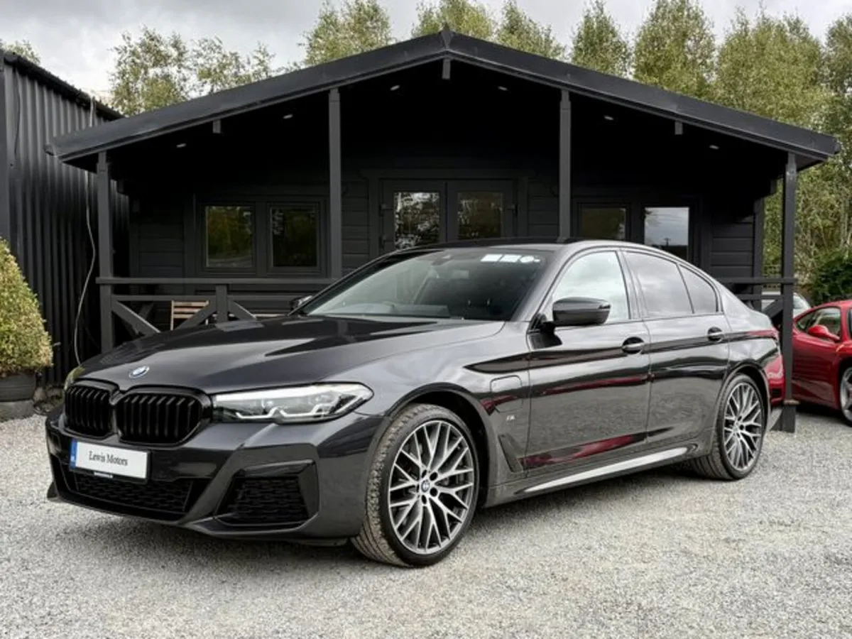BMW 5-Series Saloon, Petrol Plug-in Hybrid, 2021, Grey