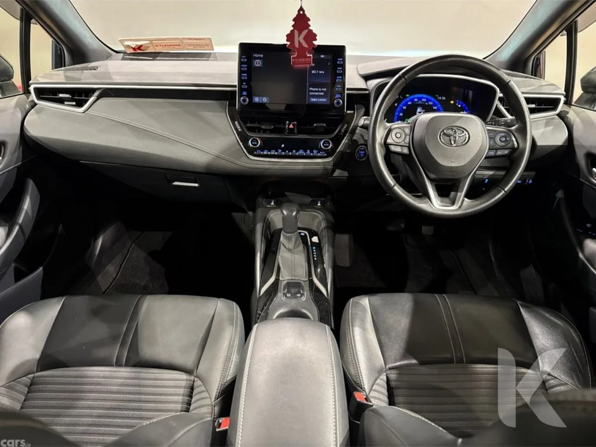 Toyota Corolla Hatchback, Petrol Hybrid, 2020, Blue