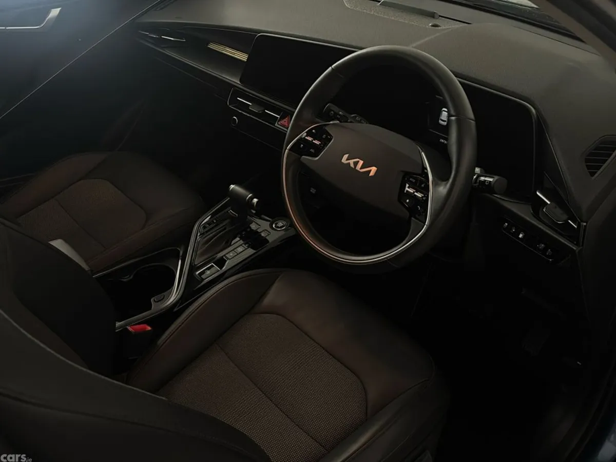 Kia Niro MPV, Petrol Plug-in Hybrid, 2023, Blue