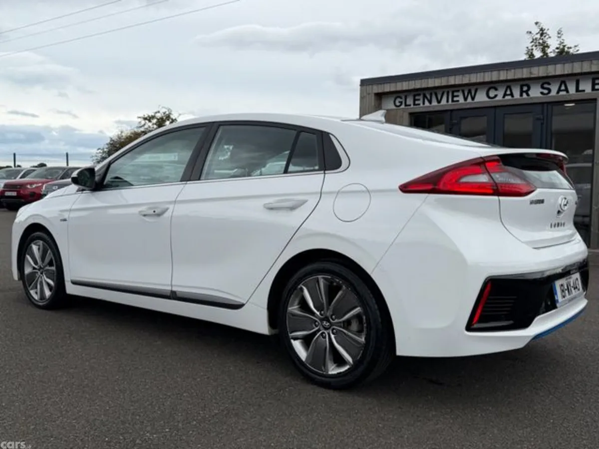 Hyundai IONIQ Hatchback, Petrol Hybrid, 2018, White