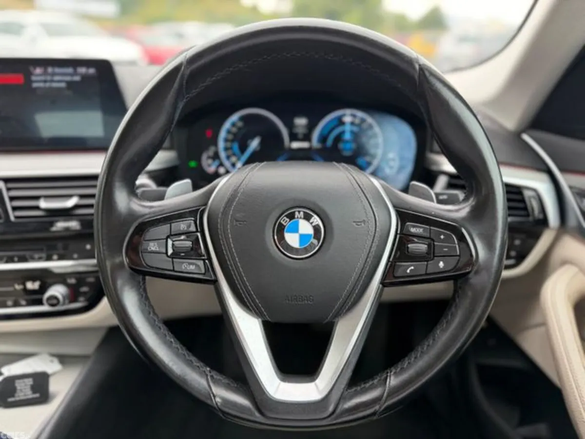 BMW 5-Series Saloon, Petrol Plug-in Hybrid, 2019, Blue