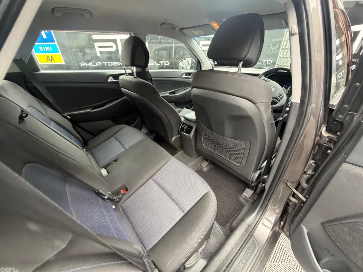 Hyundai Tucson SUV, Diesel, 2016, Grey