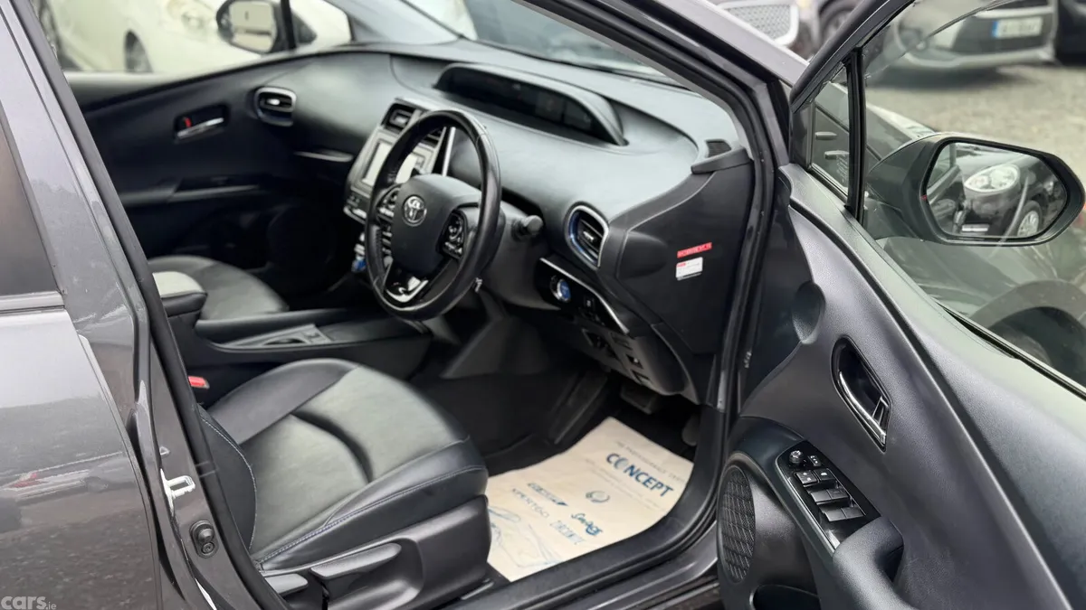 Toyota Prius Hatchback, Petrol Hybrid, 2021, Grey