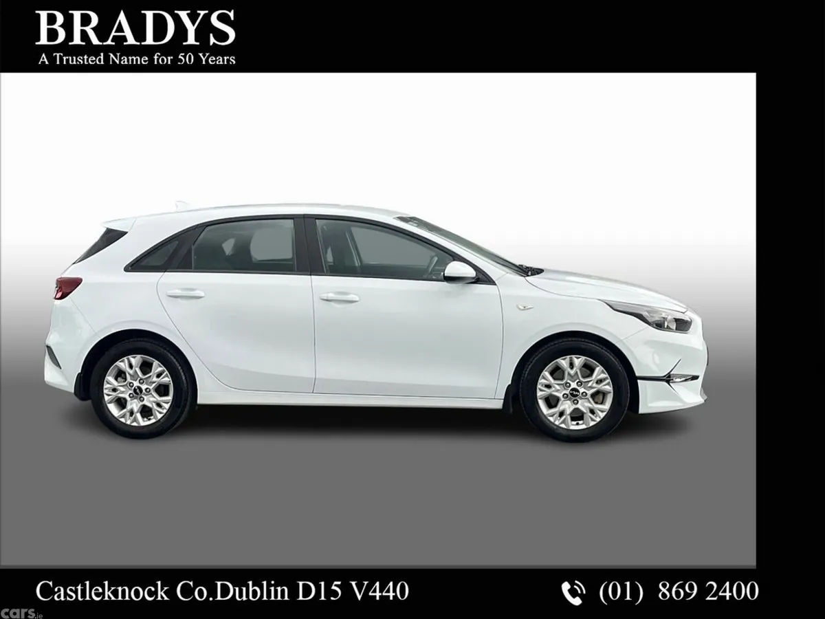 Kia Ceed Hatchback, Diesel, 2023, White