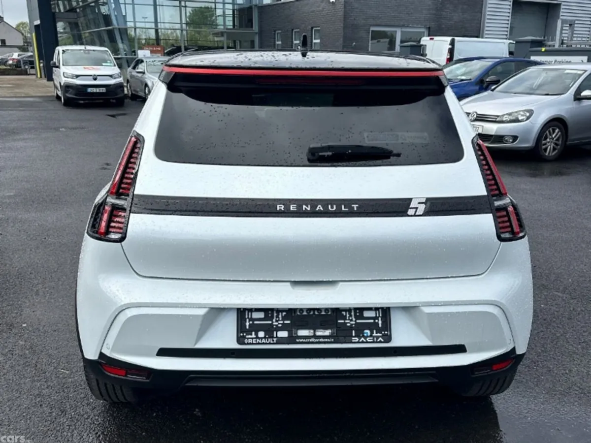 Renault 5 Hatchback, Electric, 2027, White
