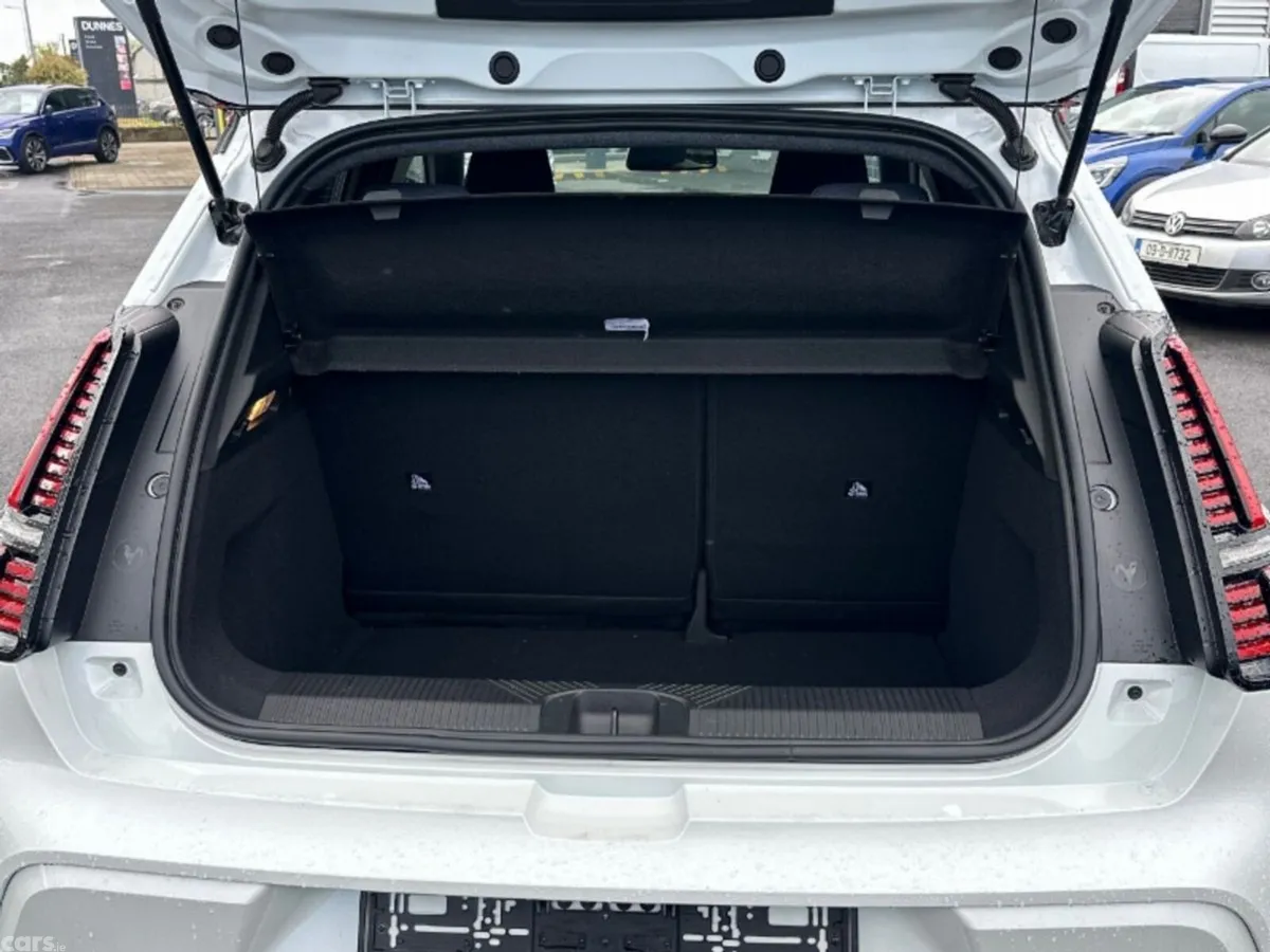Renault 5 Hatchback, Electric, 2027, White