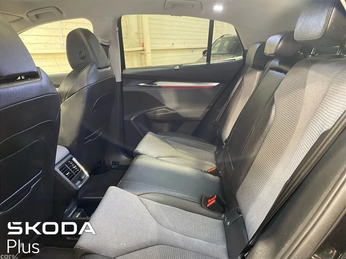 Skoda Enyaq Hatchback, Electric, 2023, Black