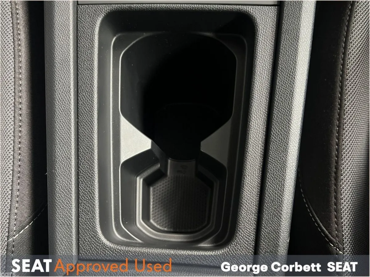SEAT Leon Hatchback, Diesel, 2026, Blue