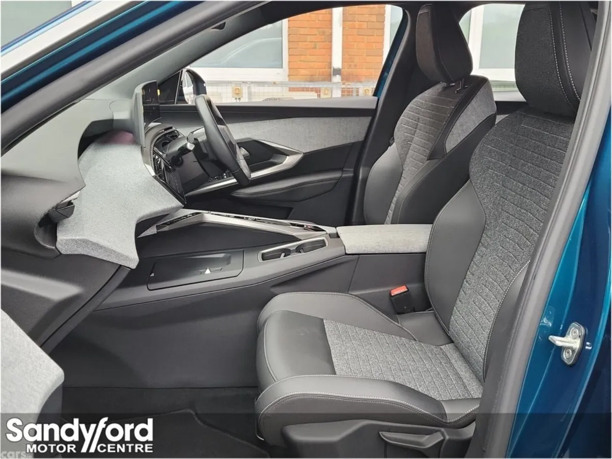 Peugeot 3008 SUV, Petrol, 2025, Blue