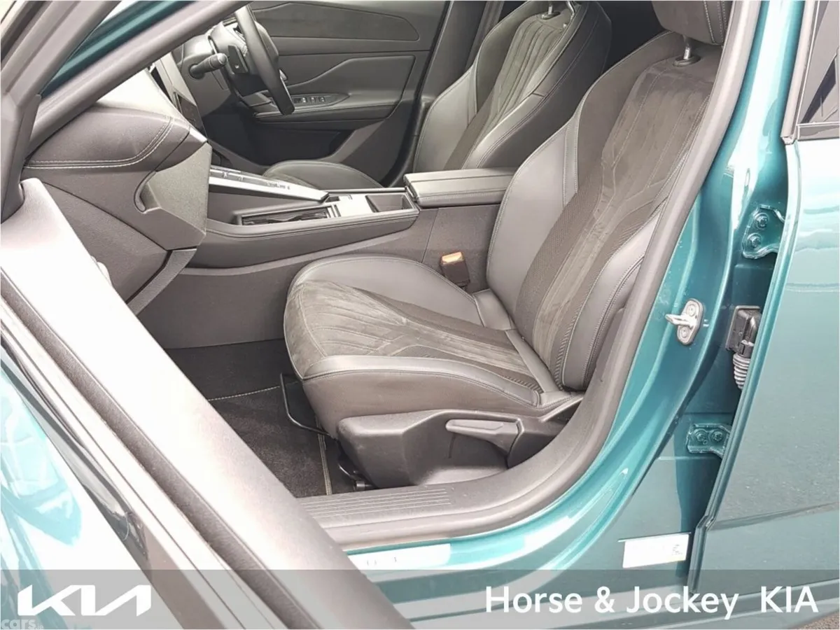 Peugeot 308 Estate, Diesel, 2024, Blue