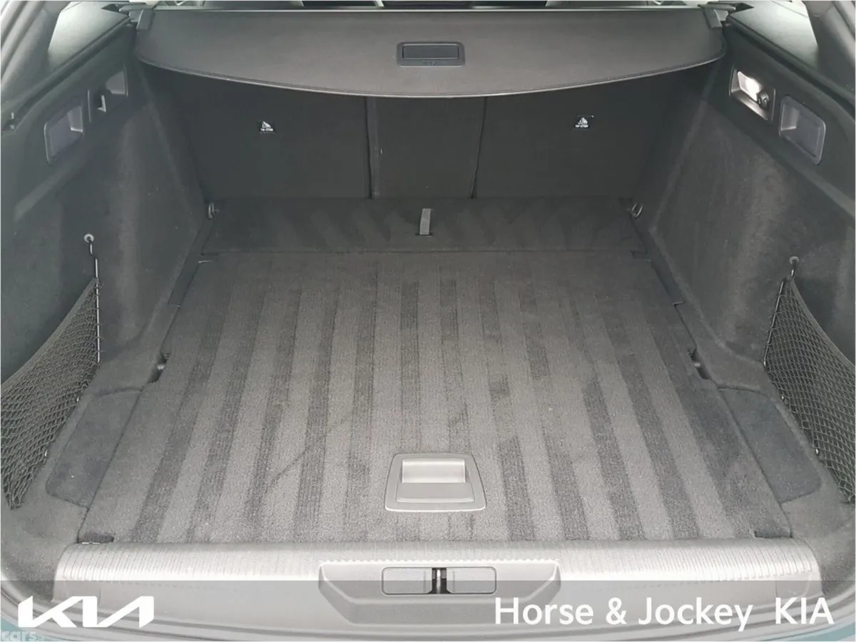 Peugeot 308 Estate, Diesel, 2024, Blue
