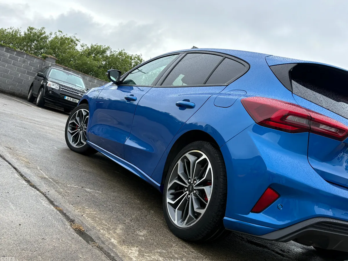 Ford Focus Hatchback, Petrol, 2024, Blue