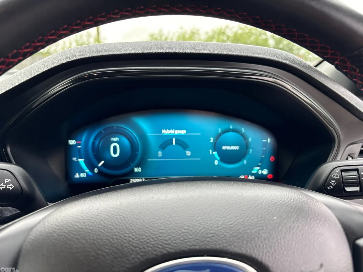 Ford Focus Hatchback, Petrol, 2024, Blue