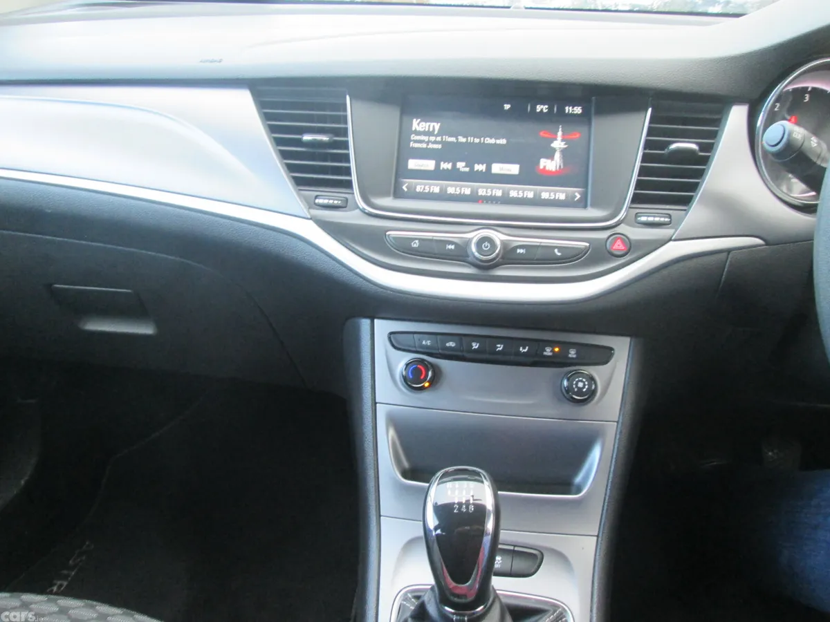 Opel Astra Hatchback, Diesel, 2017, Black