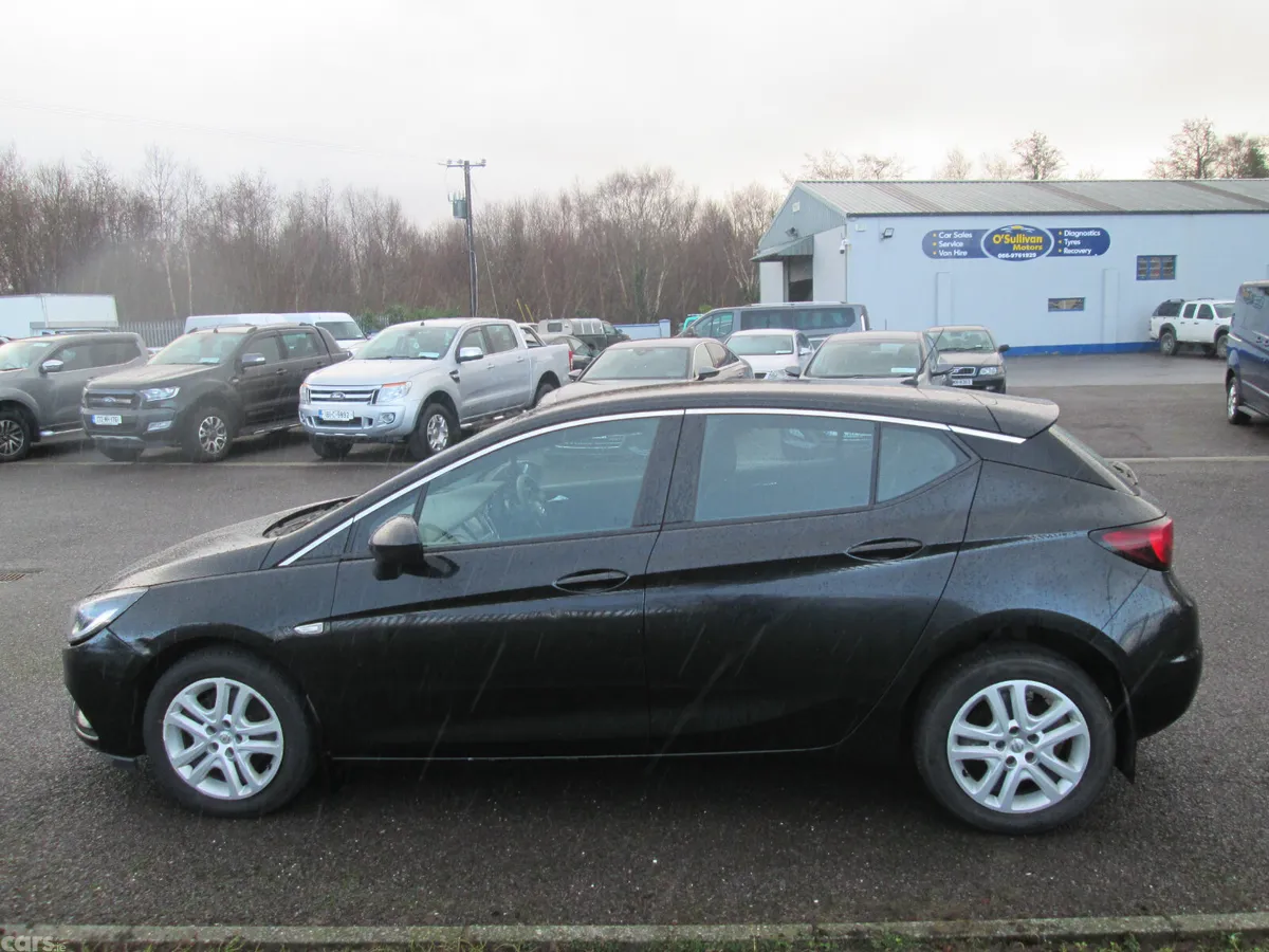 Opel Astra Hatchback, Diesel, 2017, Black