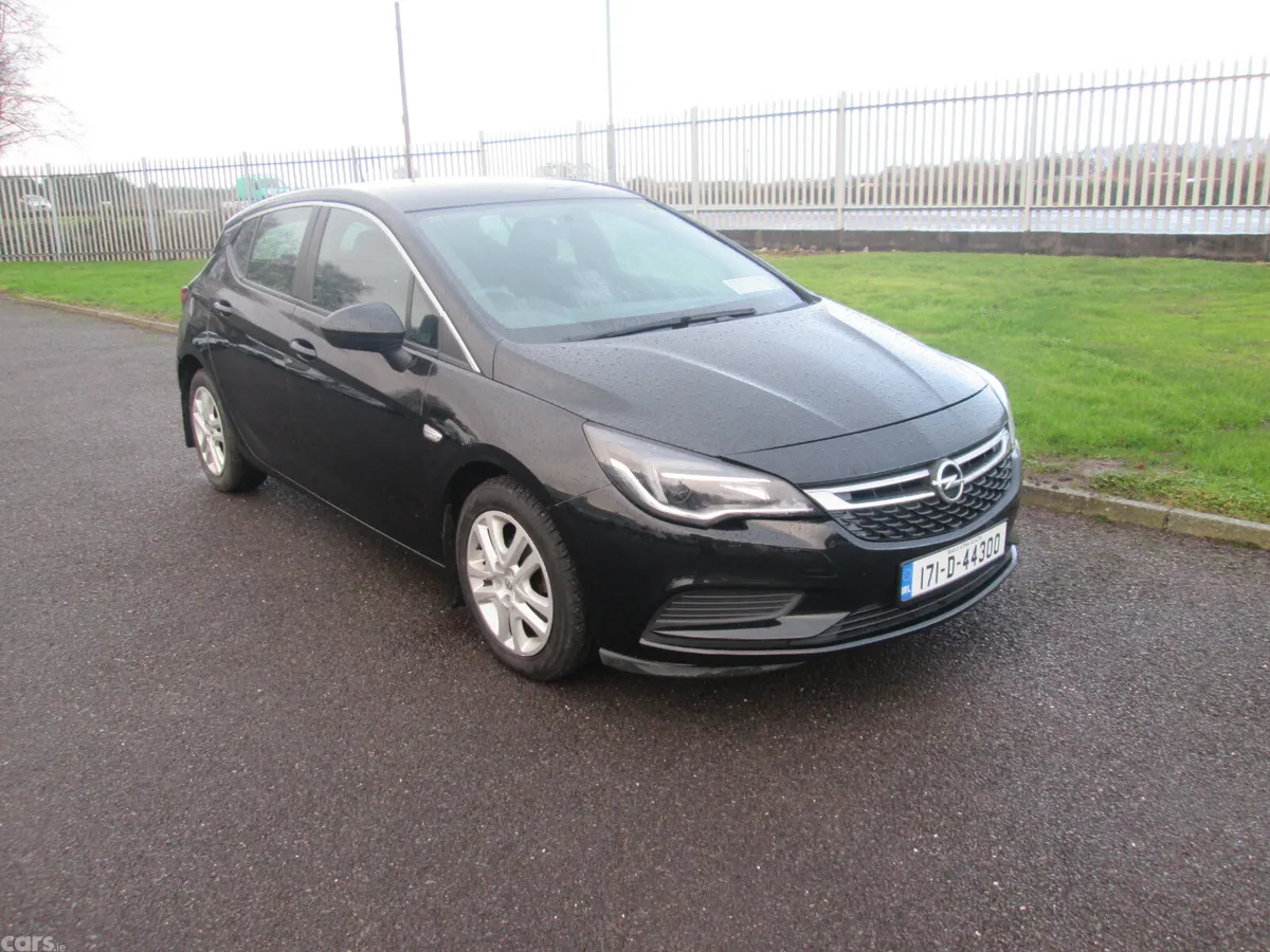 Opel Astra Hatchback, Diesel, 2017, Black