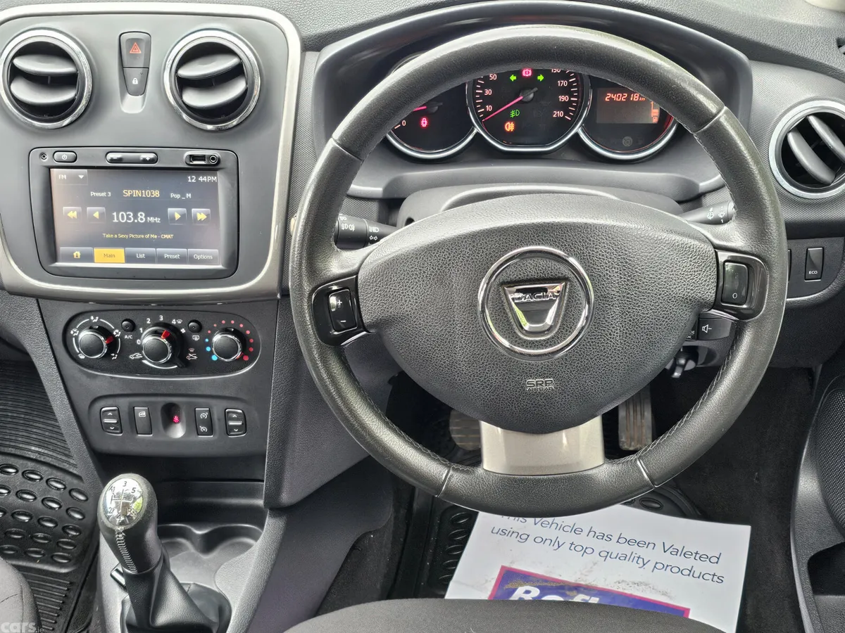 Dacia Sandero Stepway Hatchback, Diesel, 2015, Black