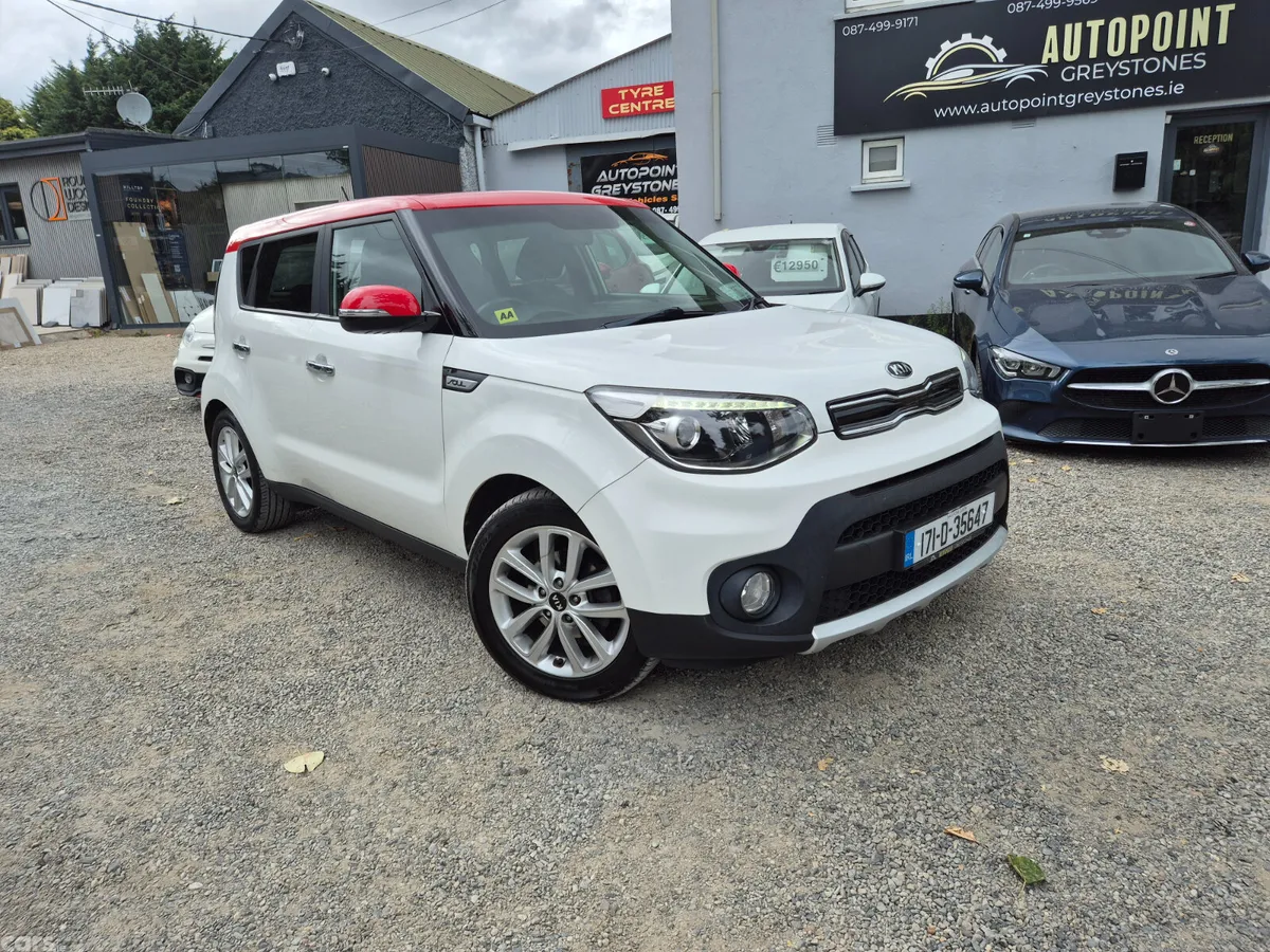 Kia Soul Hatchback, Diesel, 2017, White