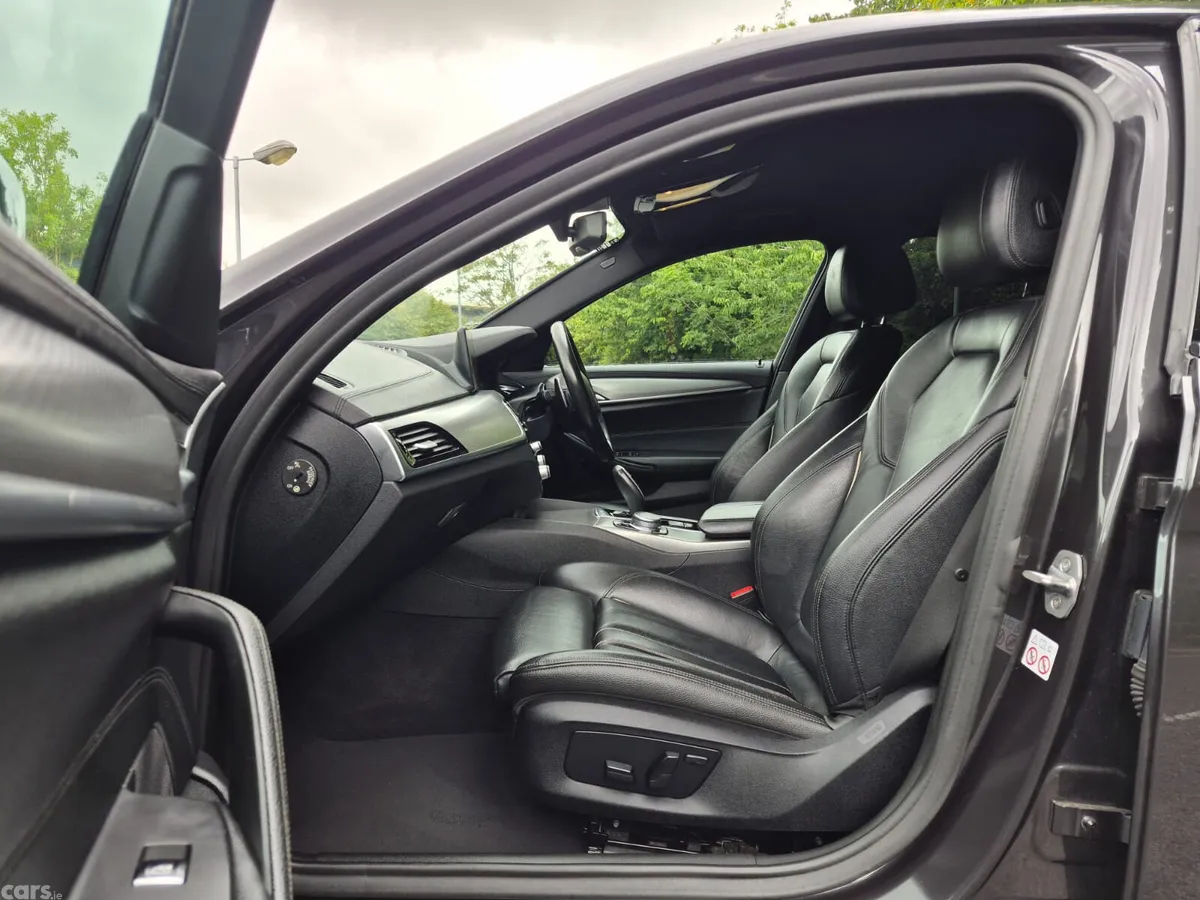 BMW 5-Series Saloon, Petrol Plug-in Hybrid, 2018, Grey