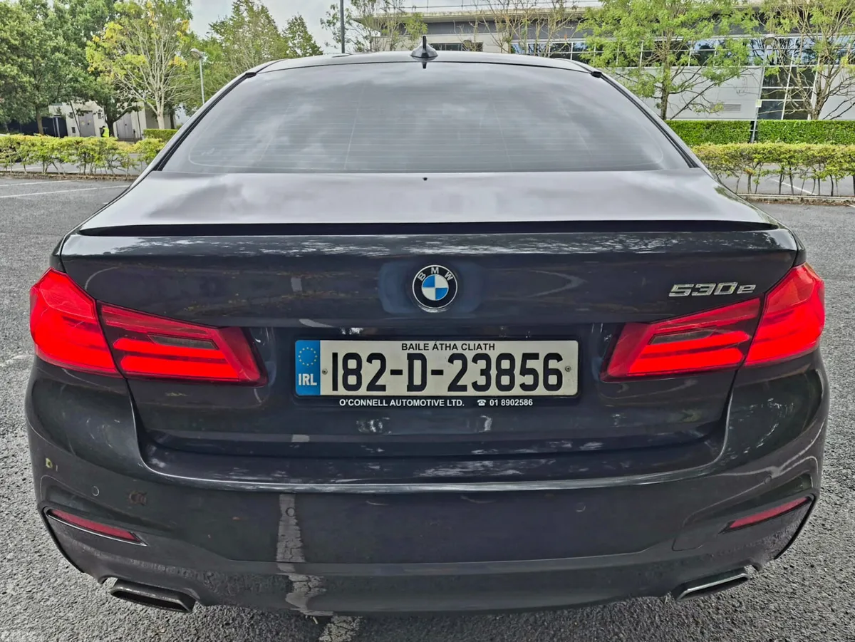 BMW 5-Series Saloon, Petrol Plug-in Hybrid, 2018, Grey