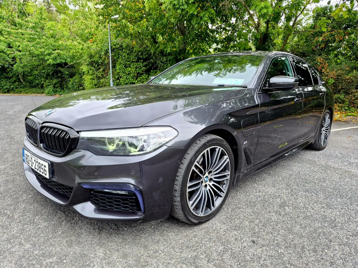 BMW 5-Series Saloon, Petrol Plug-in Hybrid, 2018, Grey