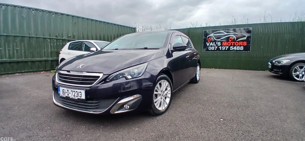 Peugeot 308 Hatchback, Petrol, 2016, Navy
