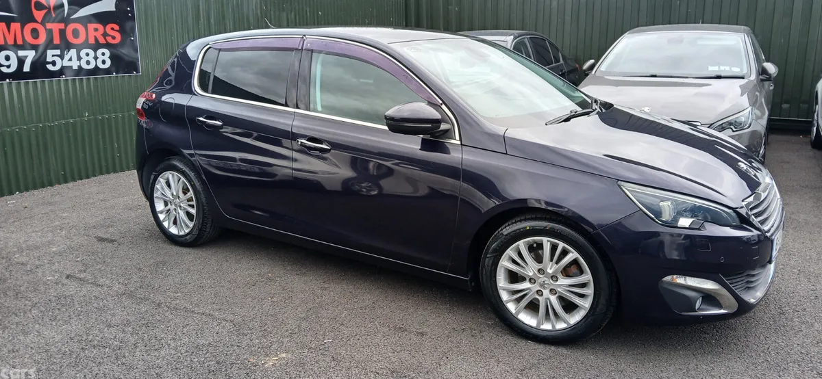 Peugeot 308 Hatchback, Petrol, 2016, Navy