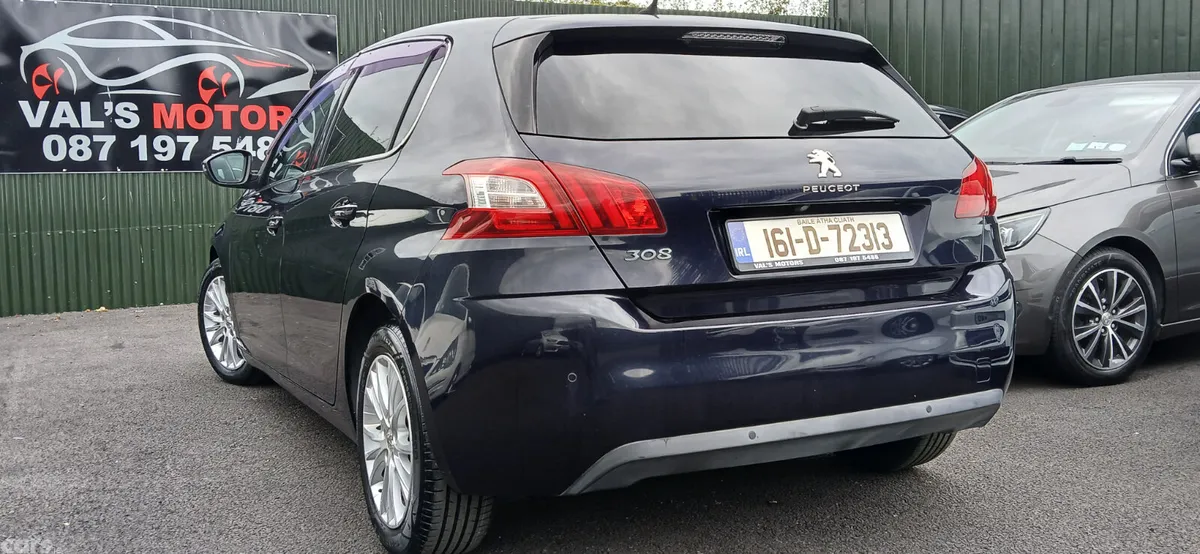 Peugeot 308 Hatchback, Petrol, 2016, Navy