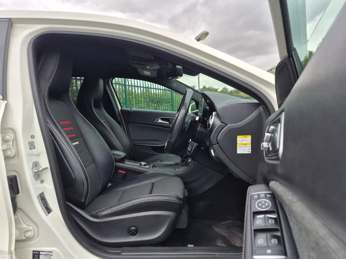 Mercedes-Benz A-Class Hatchback, Petrol, 2016, White