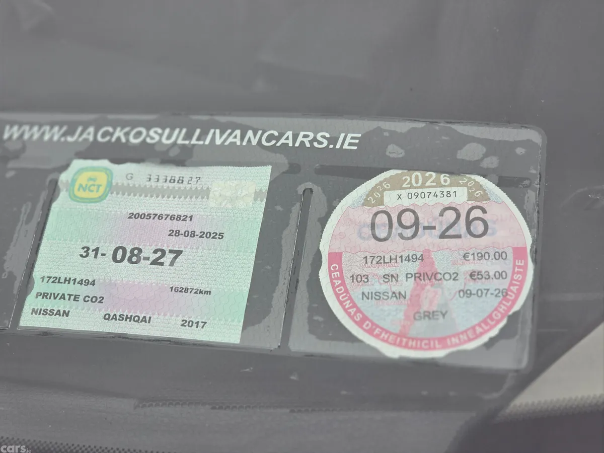 Nissan Qashqai SUV, Diesel, 2017, Grey