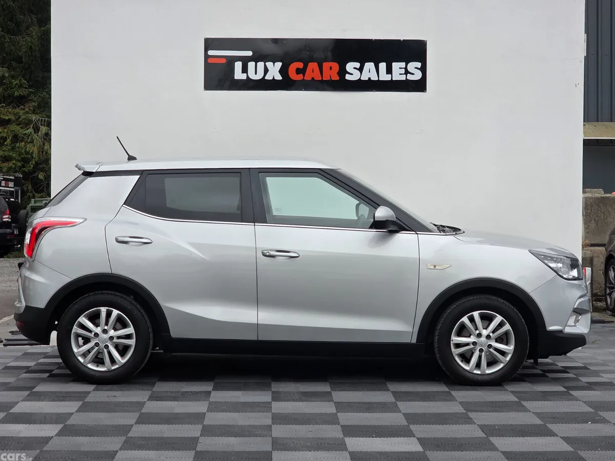 SsangYong Tivoli SUV, Diesel, 2018, Grey