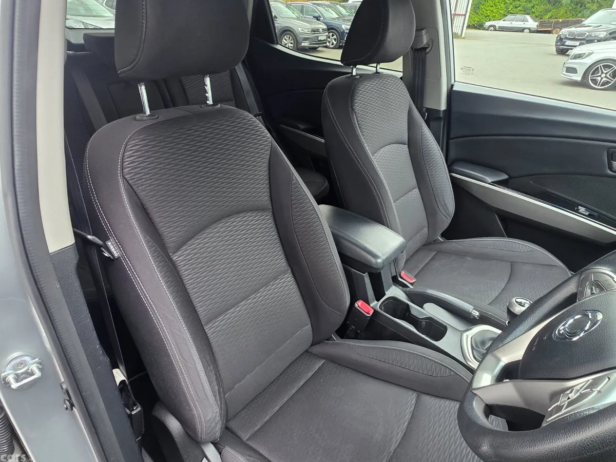 SsangYong Tivoli SUV, Diesel, 2018, Grey
