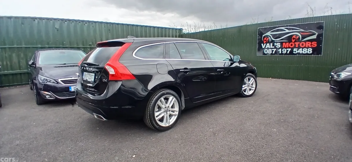 Volvo V60 Estate, Diesel, 2016, Black