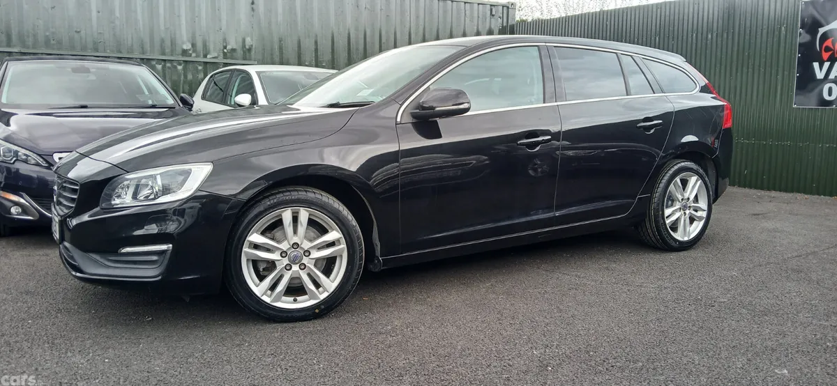 Volvo V60 Estate, Diesel, 2016, Black