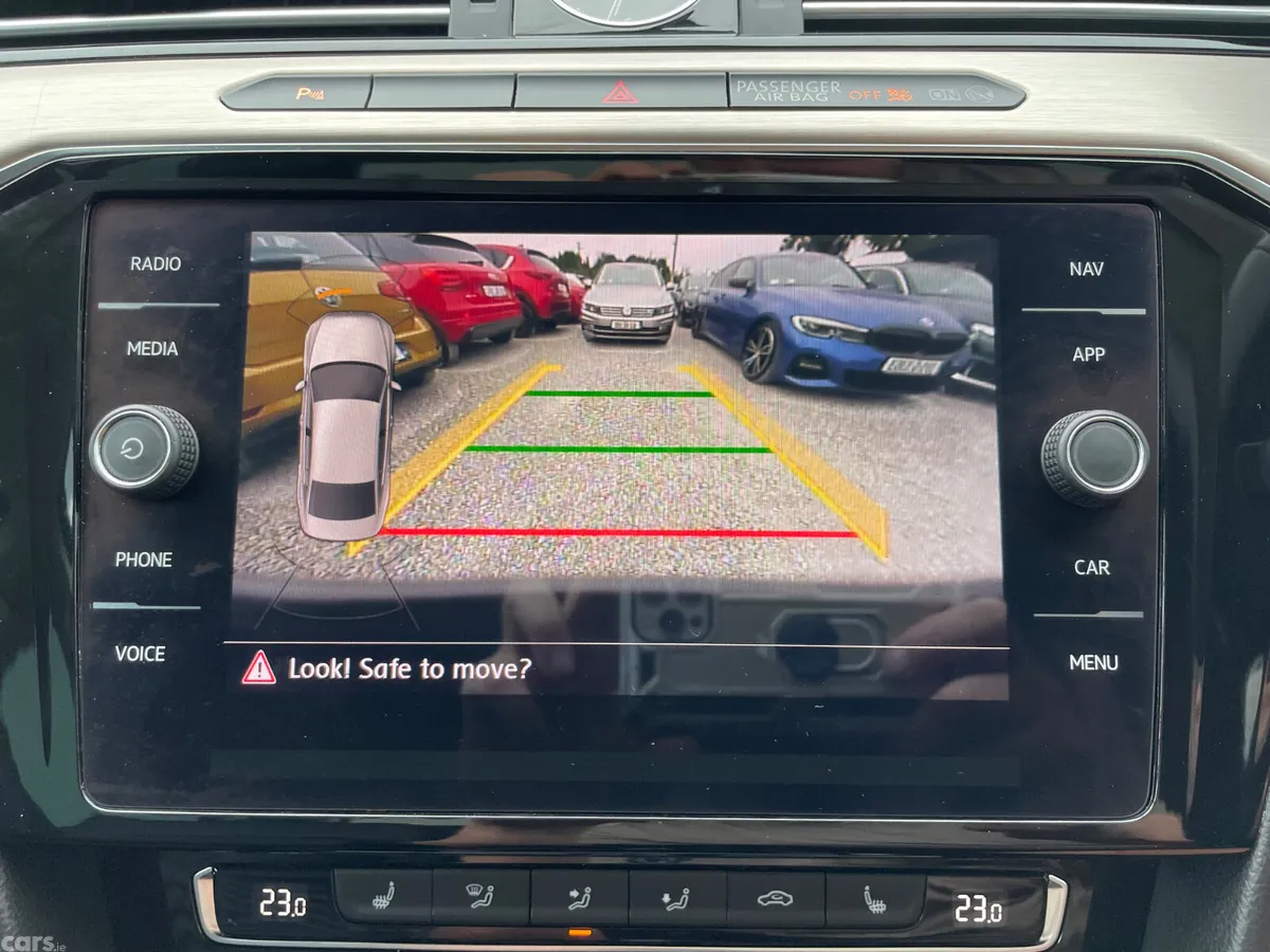 Volkswagen Passat Saloon, Petrol, 2018, Grey