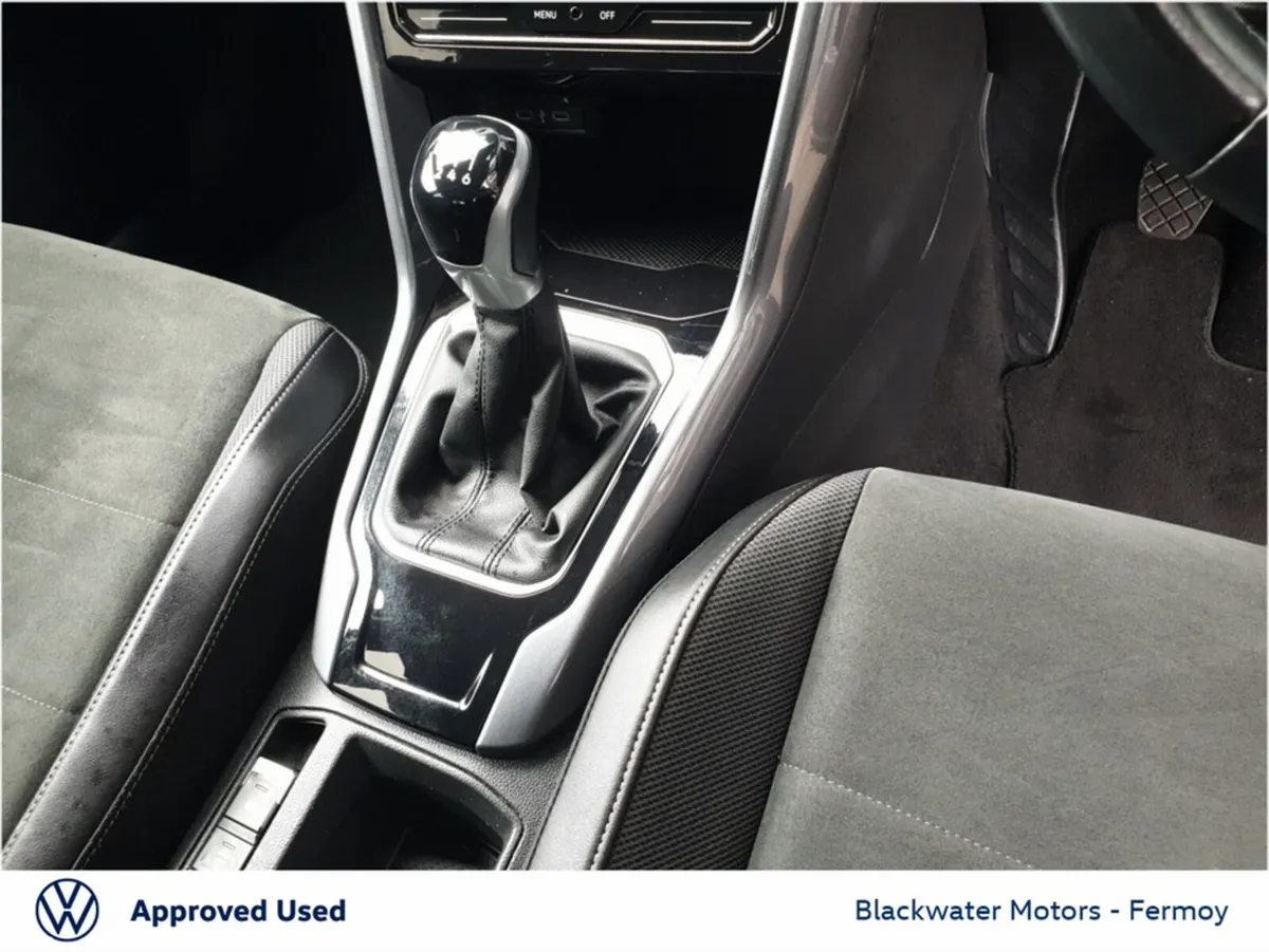 Volkswagen T-Roc SUV, Diesel, 2023, Grey