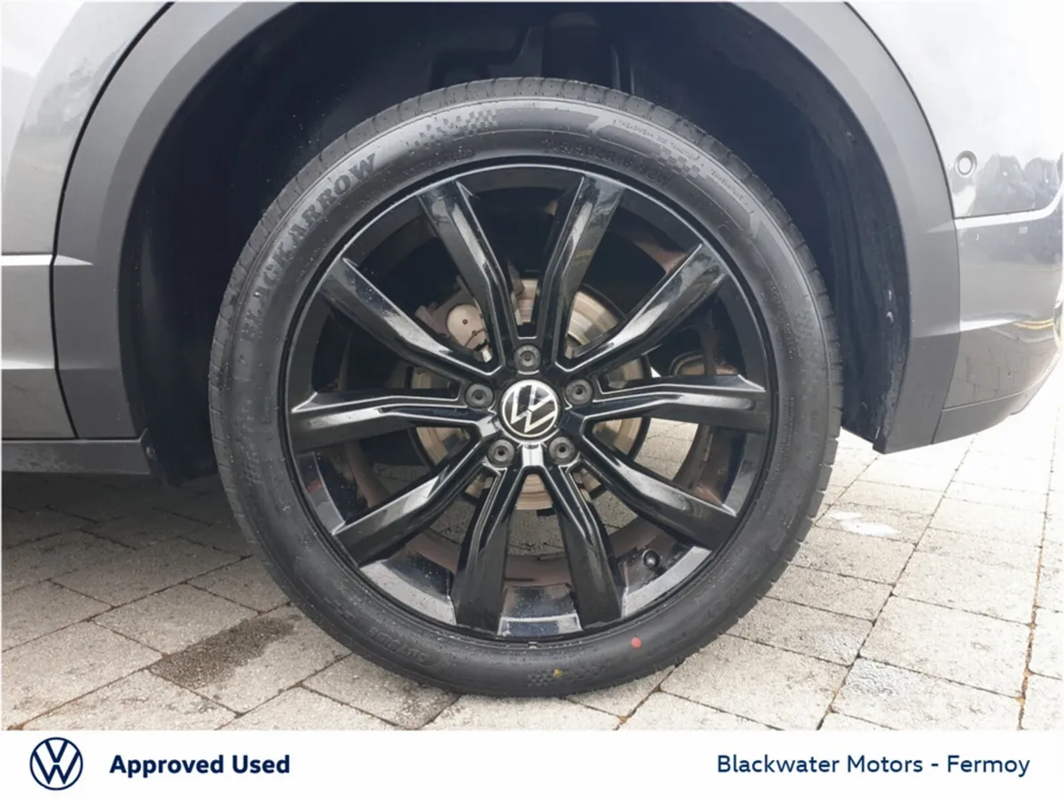 Volkswagen T-Roc SUV, Petrol, 2023, Grey