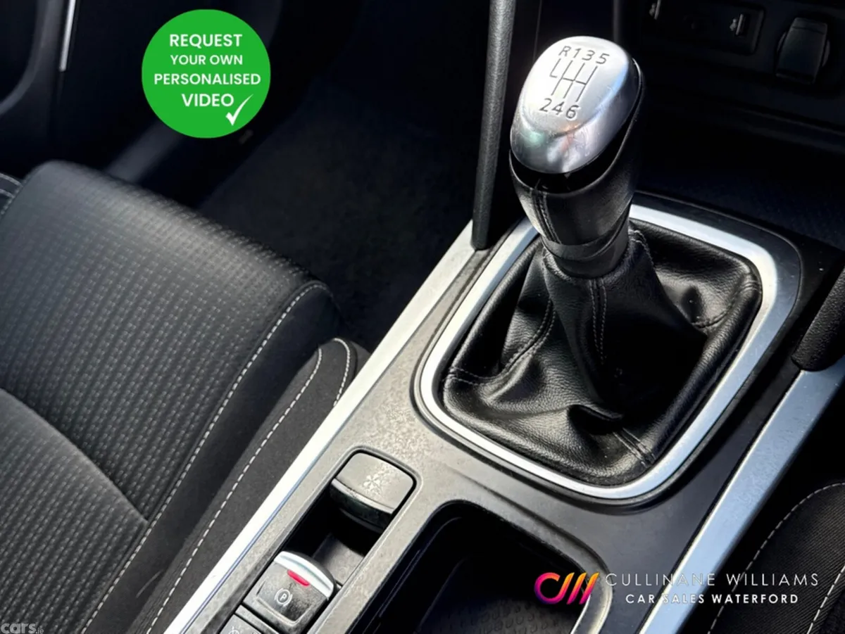 Renault Megane Hatchback, Diesel, 2019, White