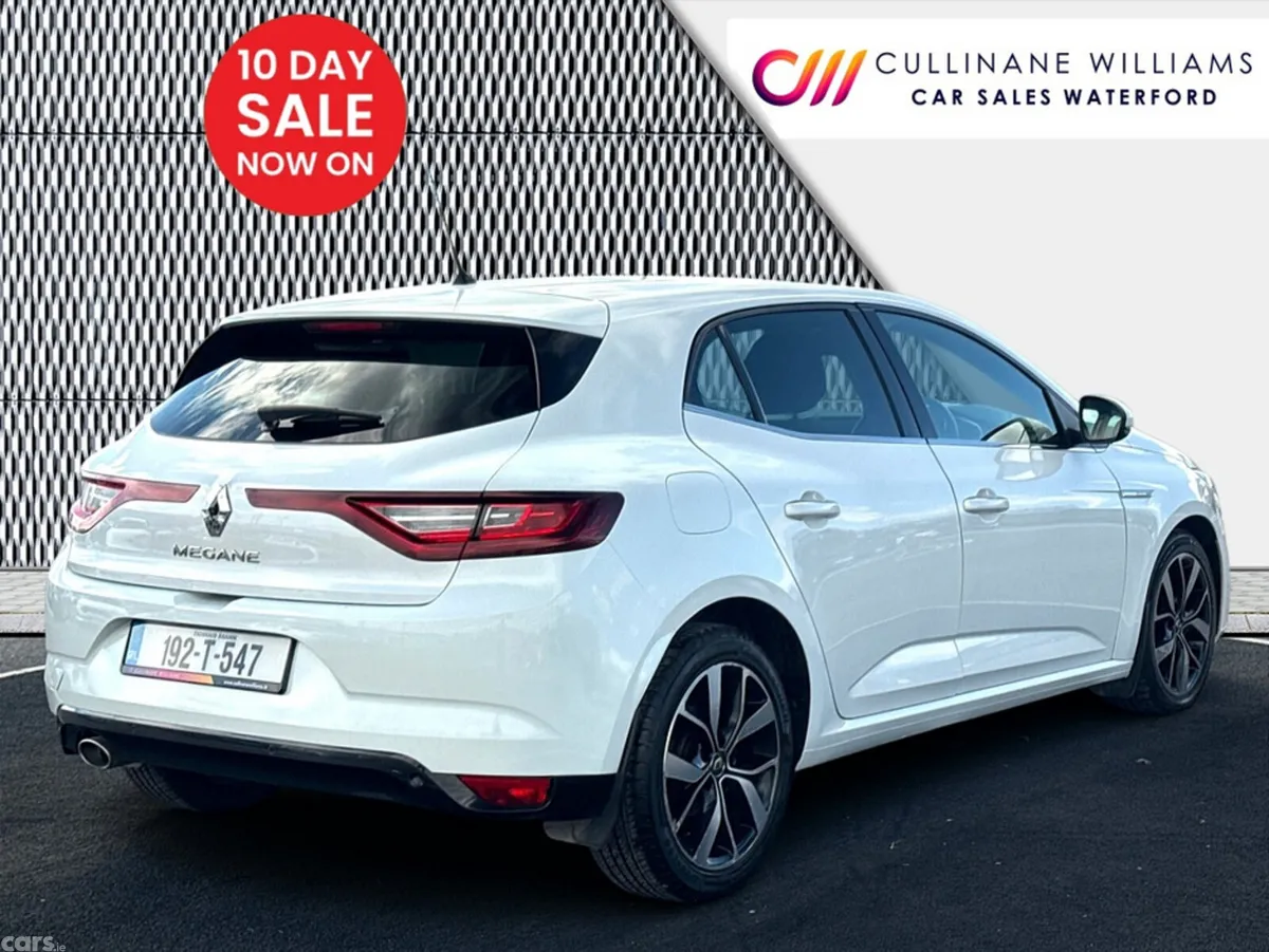 Renault Megane Hatchback, Diesel, 2019, White
