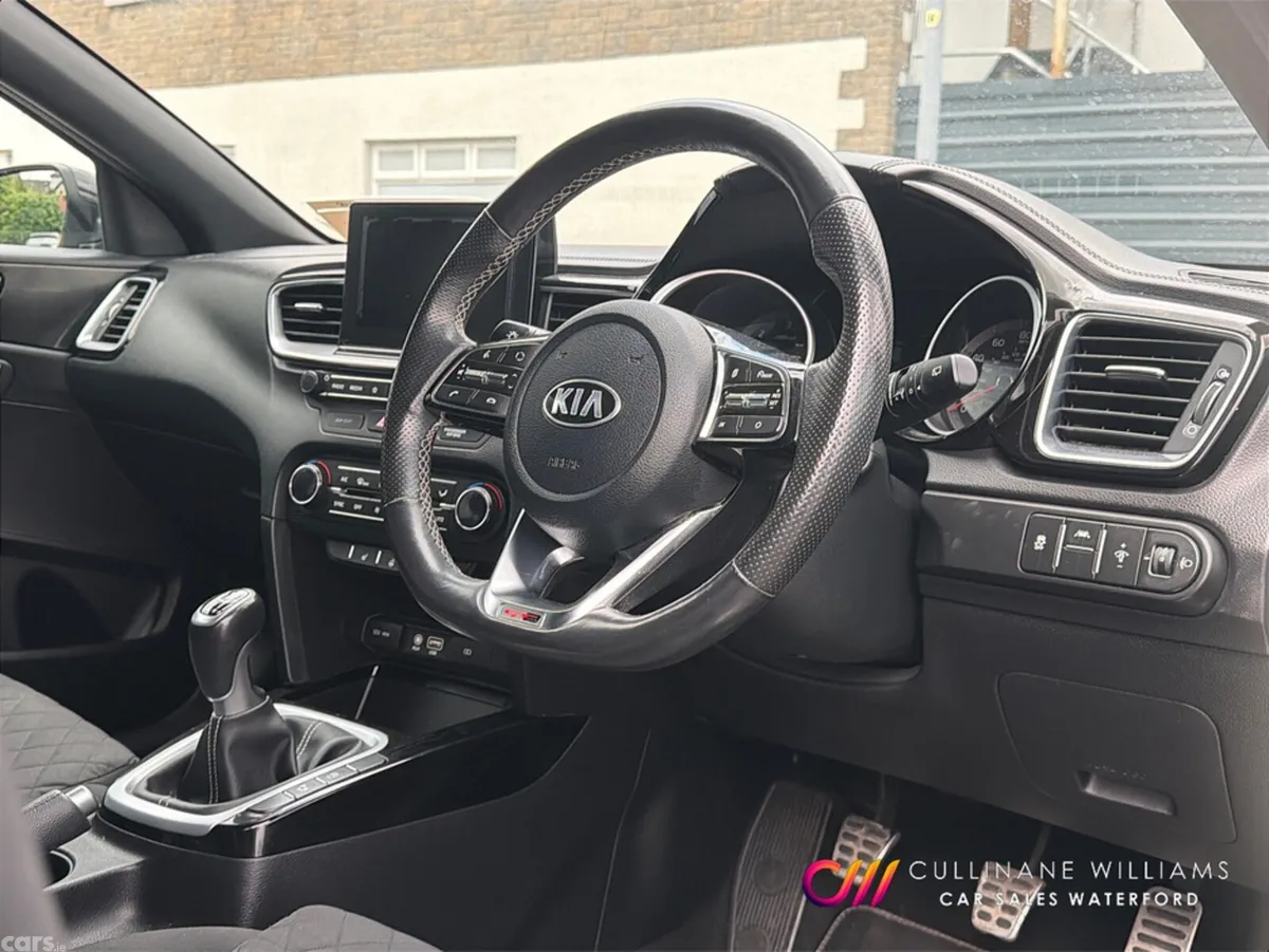 Kia Ceed Hatchback, Diesel, 2019, Black