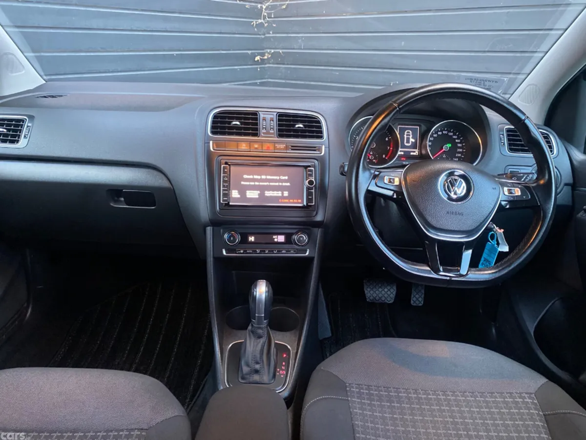 Volkswagen Polo Hatchback, Petrol, 2016, Blue